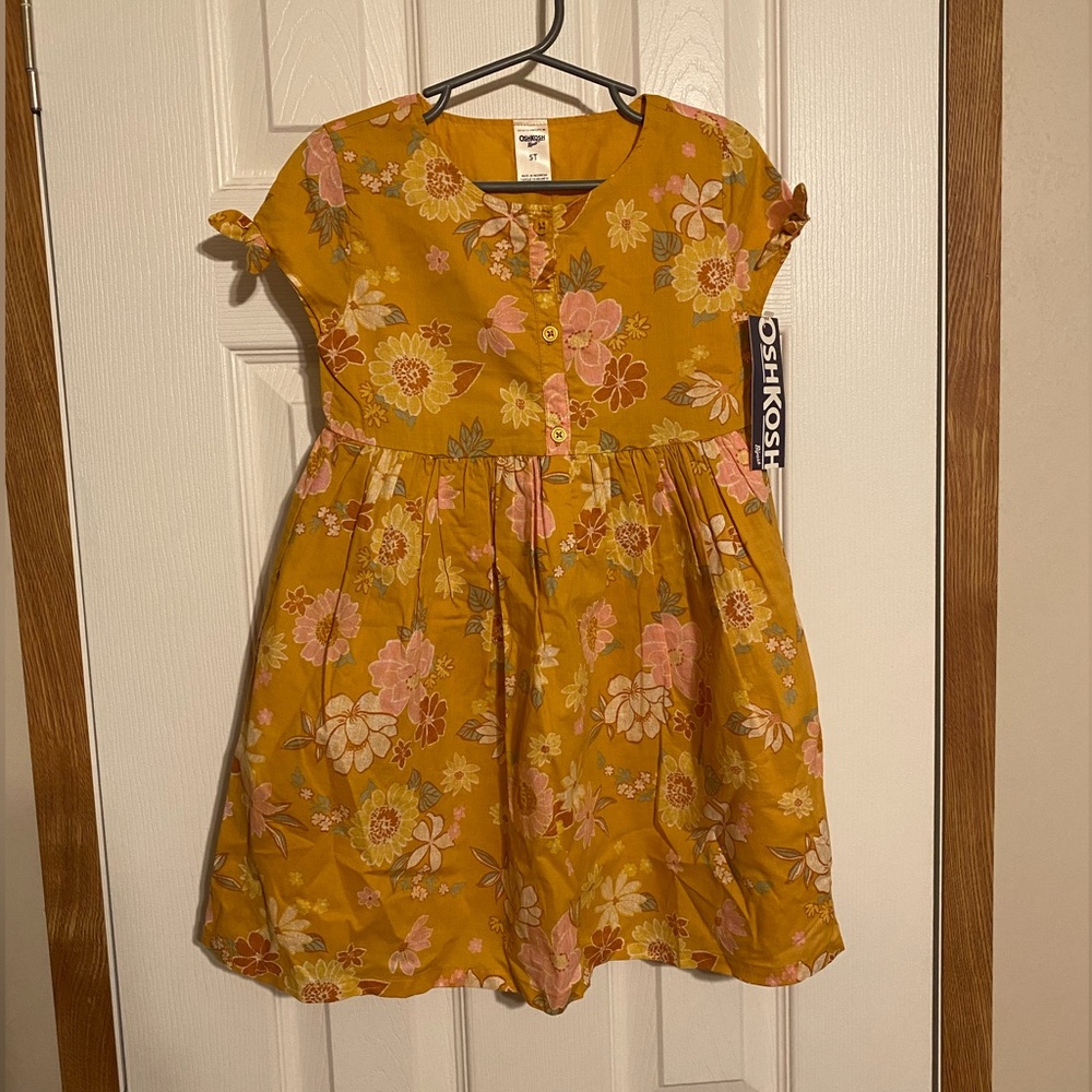 NWT Girls Floral Dress